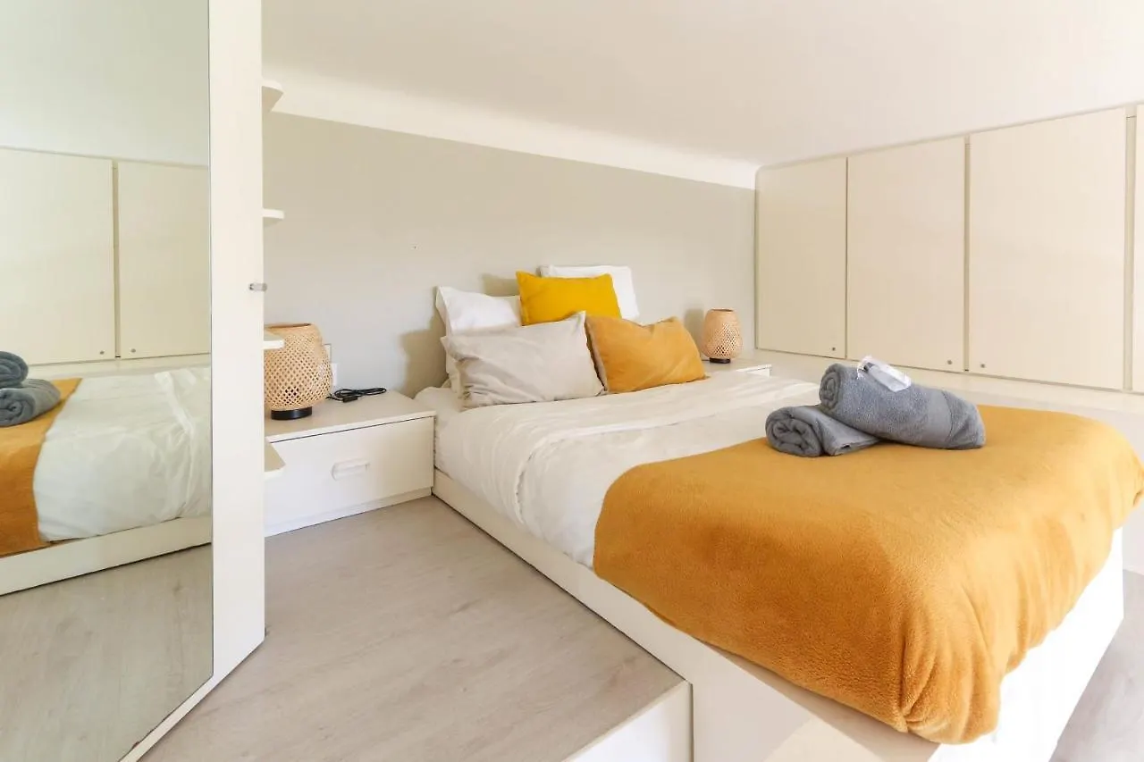 Daire Beautiful Renovated Studio With Ac And Terrace - Benakey Cannes