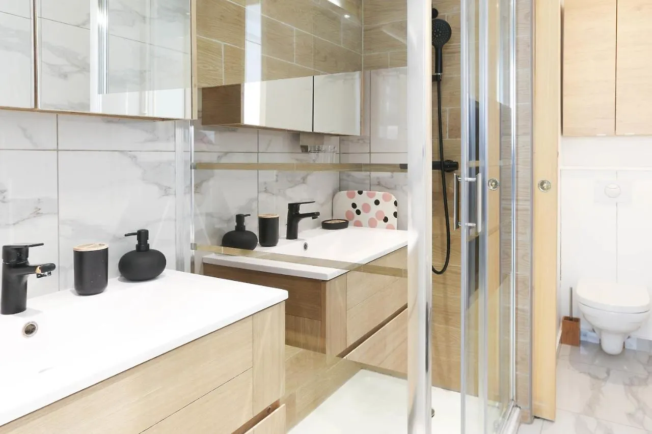 Beautiful Renovated Studio With Ac And Terrace - Benakey Cannes